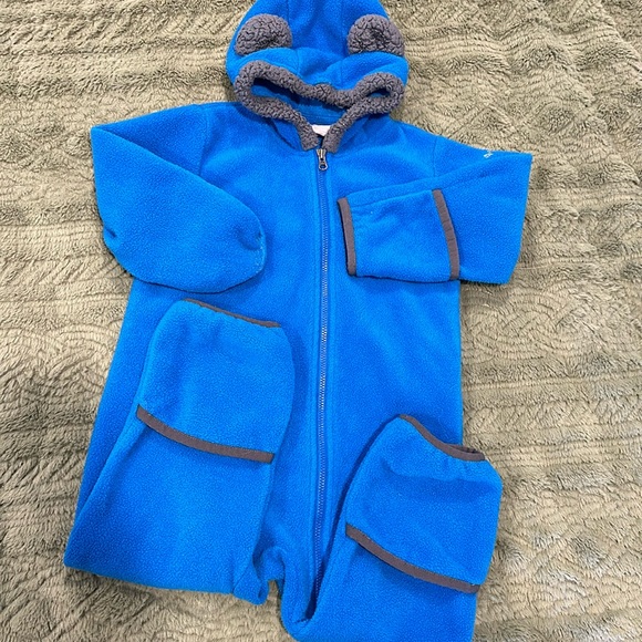 Columbia - Picture 1 of 5